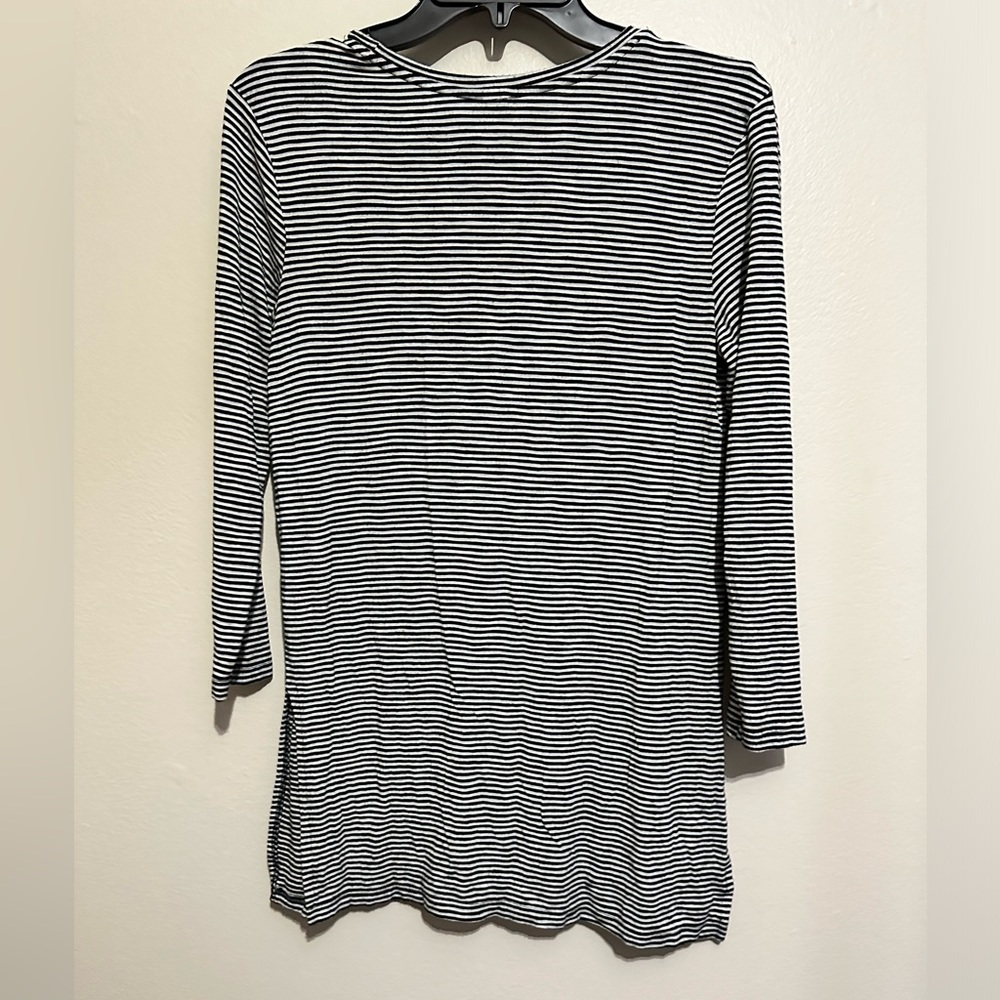 Striped top - Picture 2 of 4